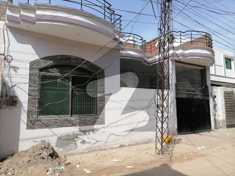 7 Marla House Available For sale In Farid Town