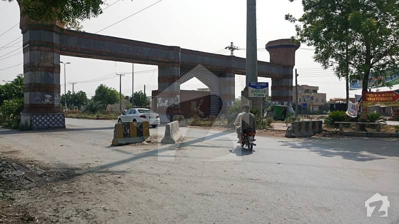 جوبلی ٹاؤن ۔ بلاک ایف جوبلی ٹاؤن لاہور میں 5 مرلہ رہائشی پلاٹ 78 لاکھ میں برائے فروخت۔