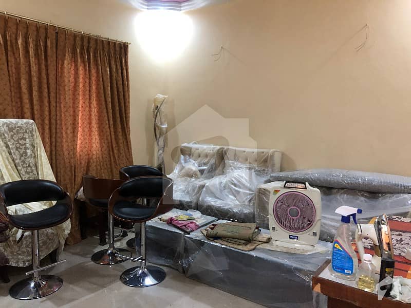 گلشنِ اقبال - بلاک 5 گلشنِ اقبال گلشنِ اقبال ٹاؤن کراچی میں 6 کمروں کا 10 مرلہ مکان 5 کروڑ میں برائے فروخت۔