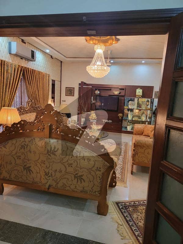 بحریہ ٹاؤن فیز 3 بحریہ ٹاؤن راولپنڈی راولپنڈی میں 7 کمروں کا 14 مرلہ مکان 5.7 کروڑ میں برائے فروخت۔