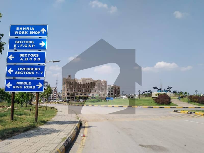 Building Is Available For Sale In Bahria Town Phase 8 – Linear Commercial Centre