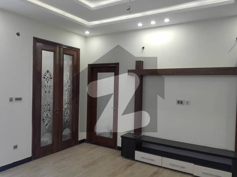 Book House Today In Valencia Housing Society