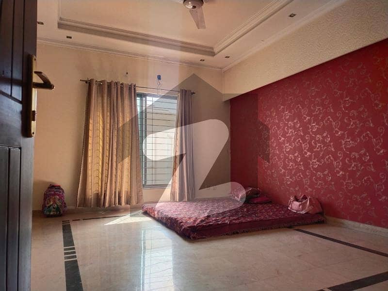 2 Beds 1 Kanal Upper Portion Available For Rent In Dha Phase-5 Lahore