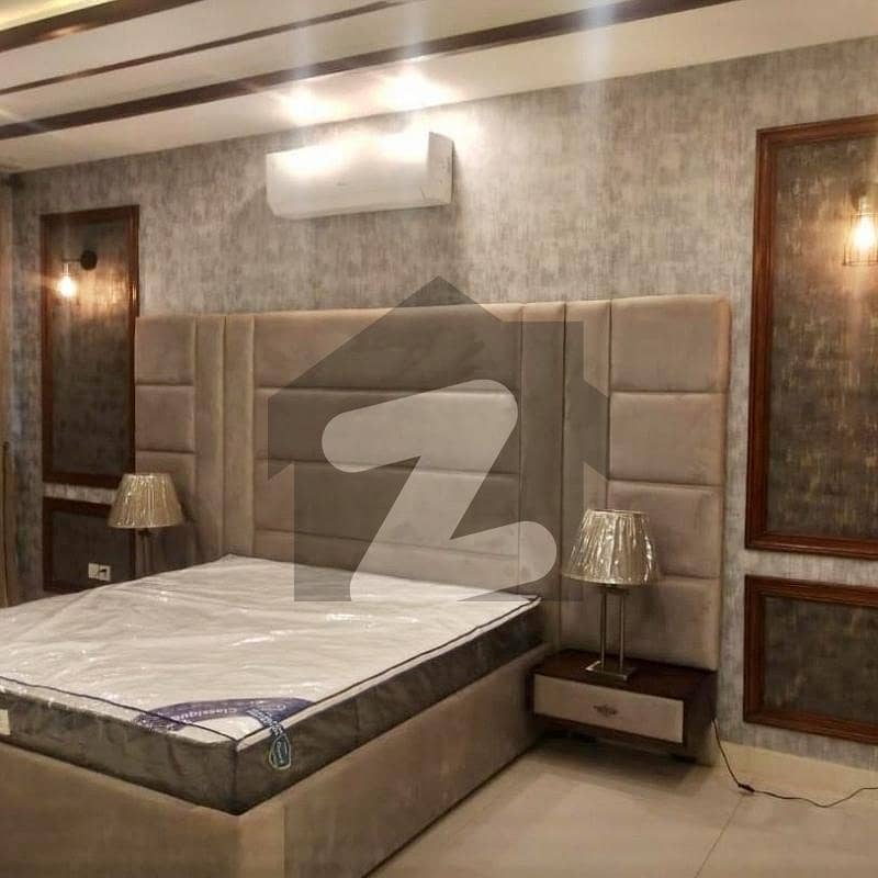 Penthouse In Bahria Town Lahore On Installments