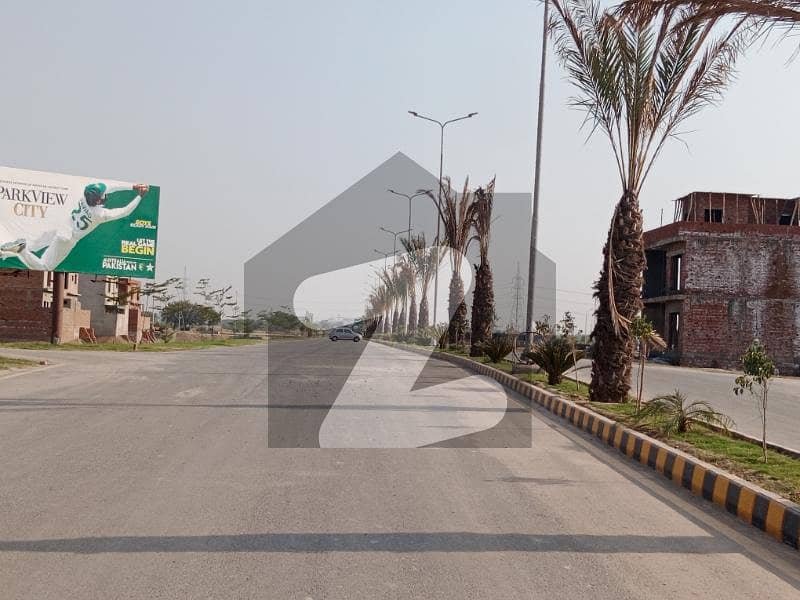 پارک ویو سٹی ۔ کرسٹل بلاک پارک ویو سٹی لاہور میں 5 مرلہ رہائشی پلاٹ 48 لاکھ میں برائے فروخت۔
