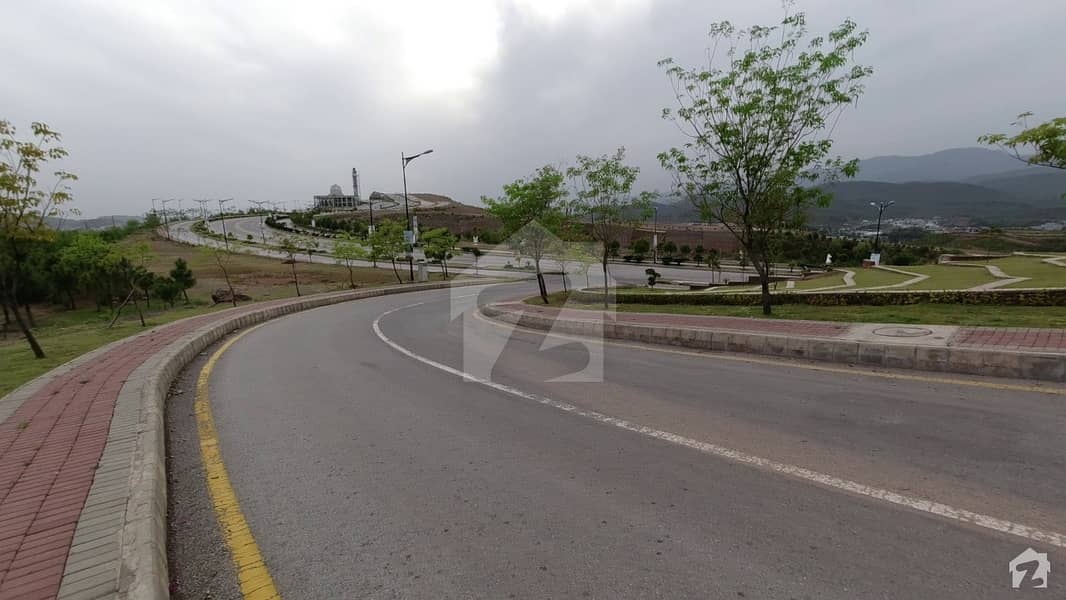 Main Boulevard Commercial Plot Available For Sale In Bahria Hills