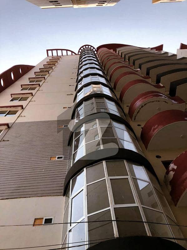 اے ایس ایف ٹاور کراچی میں 4 کمروں کا 12 مرلہ فلیٹ 1.95 کروڑ میں برائے فروخت۔