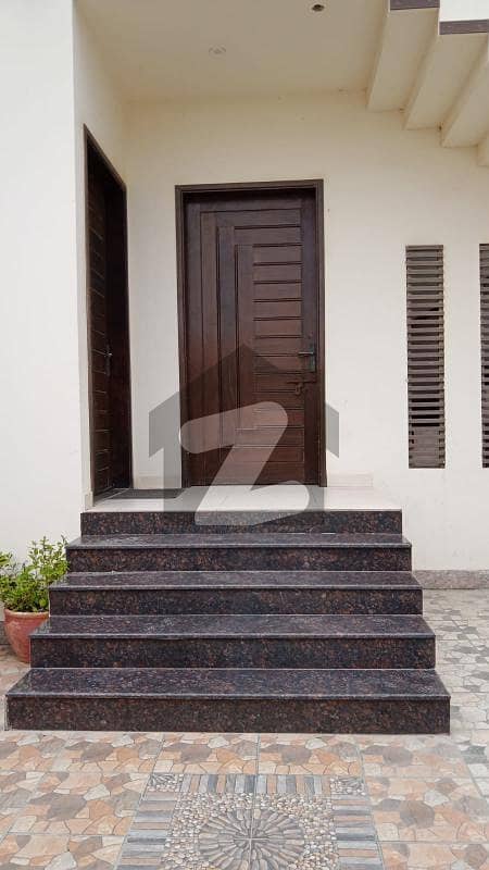 500 Yard Bungalows for rent DHA Phase 6