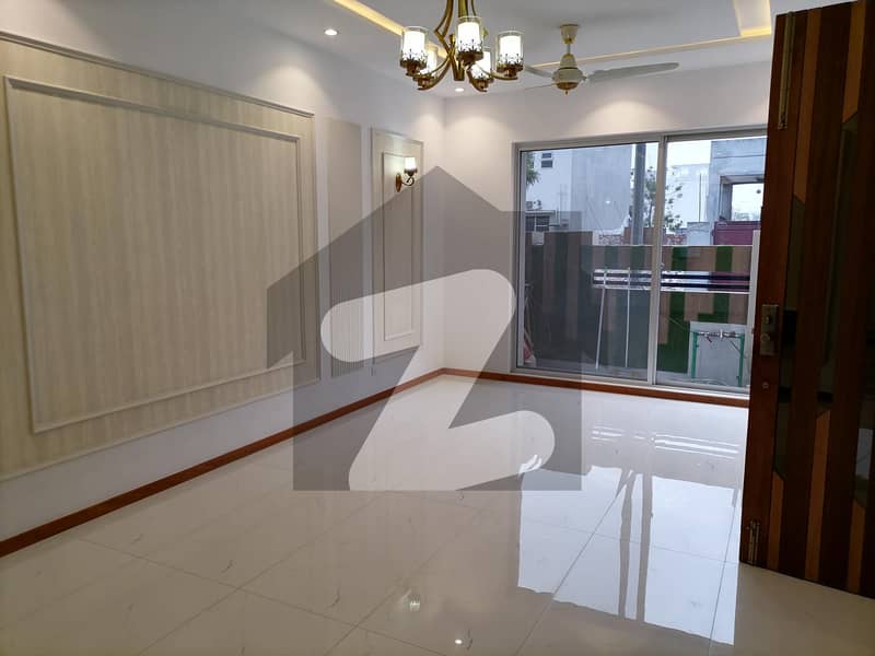 9 Marla and 75sqft House available for sale in sui gas phase 1.