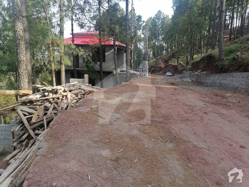 Stunning 1 Kanal Residential Plot In Murree Expressway Available