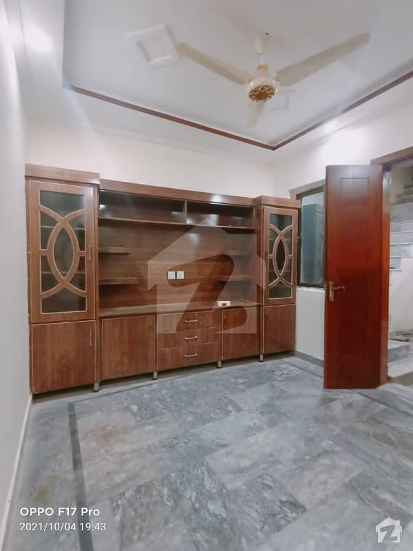 غوری گارڈن غوری ٹاؤن اسلام آباد میں 4 کمروں کا 4 مرلہ مکان 85 لاکھ میں برائے فروخت۔