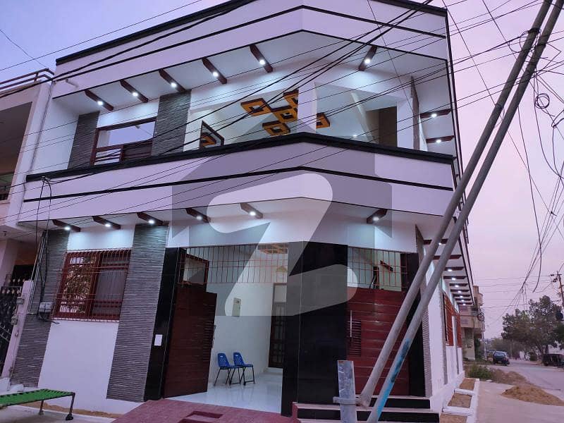 گلشنِ معمار - سیکٹر ایکس گلشنِ معمار گداپ ٹاؤن کراچی میں 6 کمروں کا 8 مرلہ مکان 3.4 کروڑ میں برائے فروخت۔