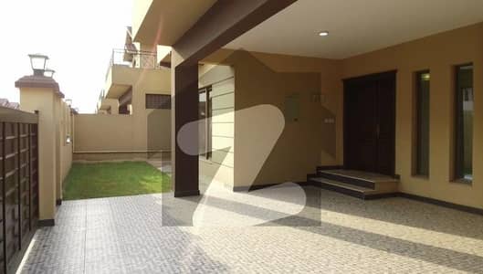 17 Marla 4 BED Brig House  In Askari 10 - Sector F Lahore. Availablefor urgentsale.