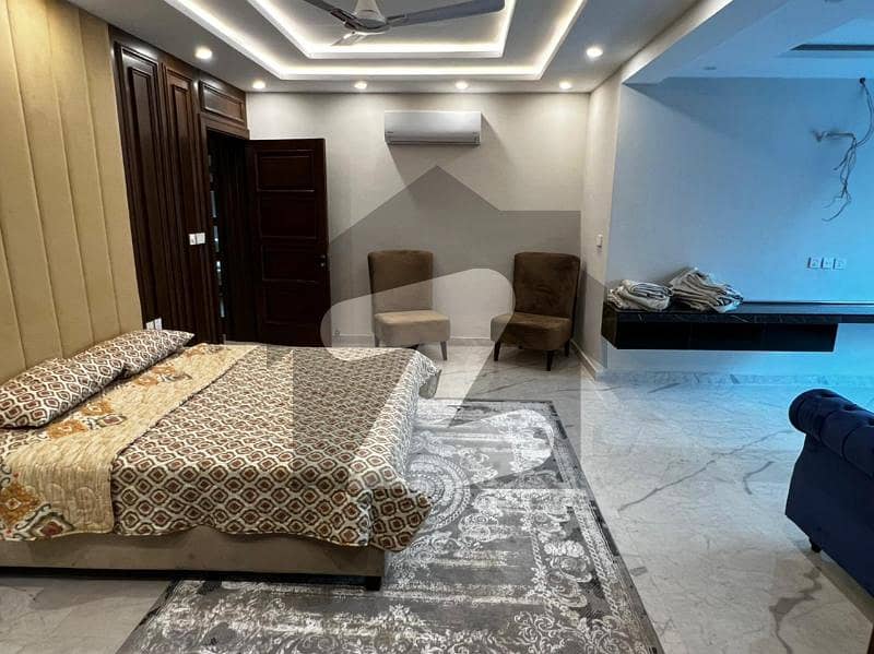 ایف ۔ 7 اسلام آباد میں 6 کمروں کا 1.33 کنال مکان 16.5 لاکھ میں کرایہ پر دستیاب ہے۔