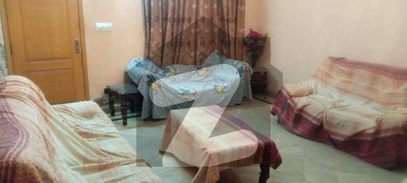 گورنمنٹ ایمپلائیز کوآپریٹیو ہاؤسنگ سوسائٹی (جی ایچ سی ایچ ایس) لاہور میں 3 کمروں کا 8 مرلہ مکان 1.55 کروڑ میں برائے فروخت۔
