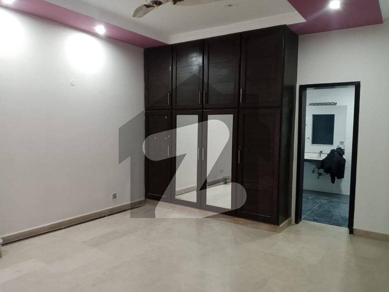 1 Kanal Beautiful Upper Portion Available For Rent In Dha Phase 5 Lahore