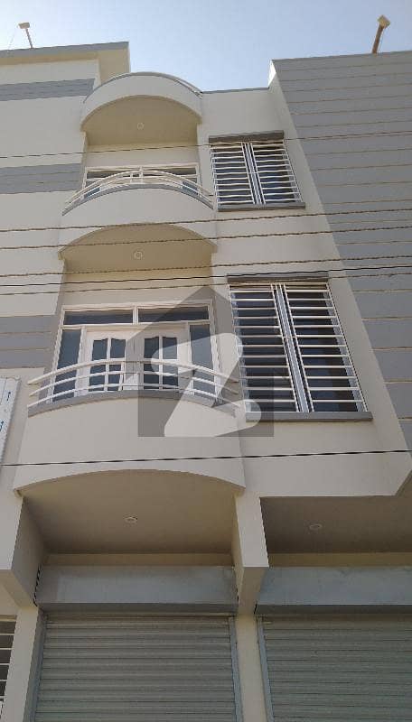 زینت آباد سکیم 33 کراچی میں 2 کمروں کا 2 مرلہ زیریں پورشن 45 لاکھ میں برائے فروخت۔