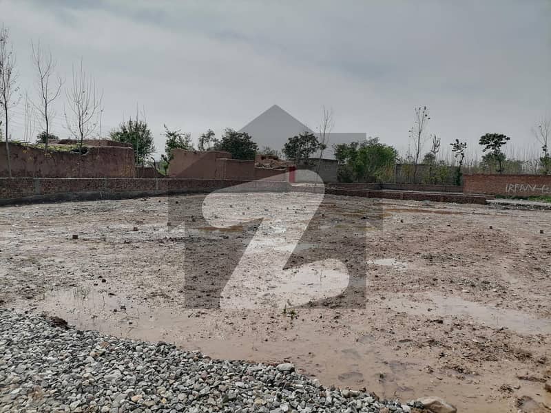 8 Marla Plot On Installment On Kohat Road