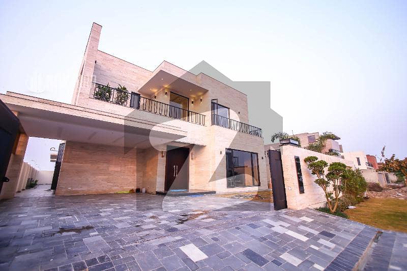 Modern Design Luxury Villa For Sale