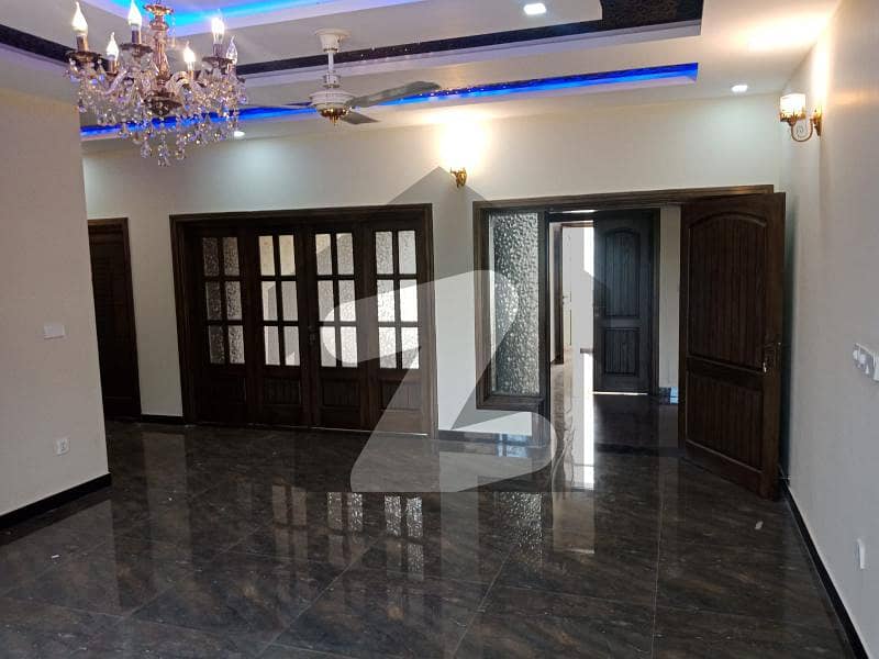 500 Sq Yrd Luxury Open Basement Portion Available For Rent D-12 3