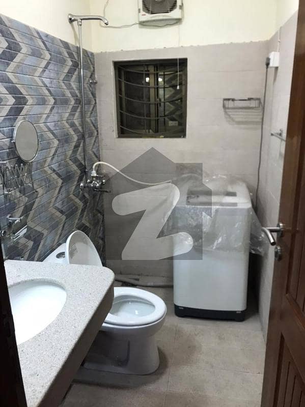 ڈی ایچ اے فیز 1 ڈیفنس (ڈی ایچ اے) لاہور میں 4 کمروں کا 10 مرلہ مکان 1.3 لاکھ میں کرایہ پر دستیاب ہے۔