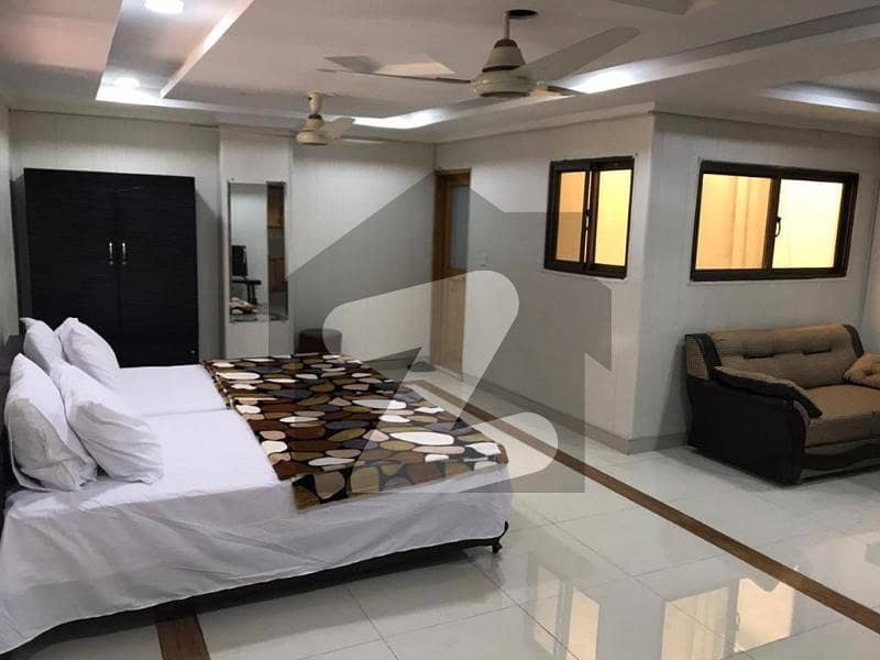 450 Square Feet Flat For Grabs In Dha Defence