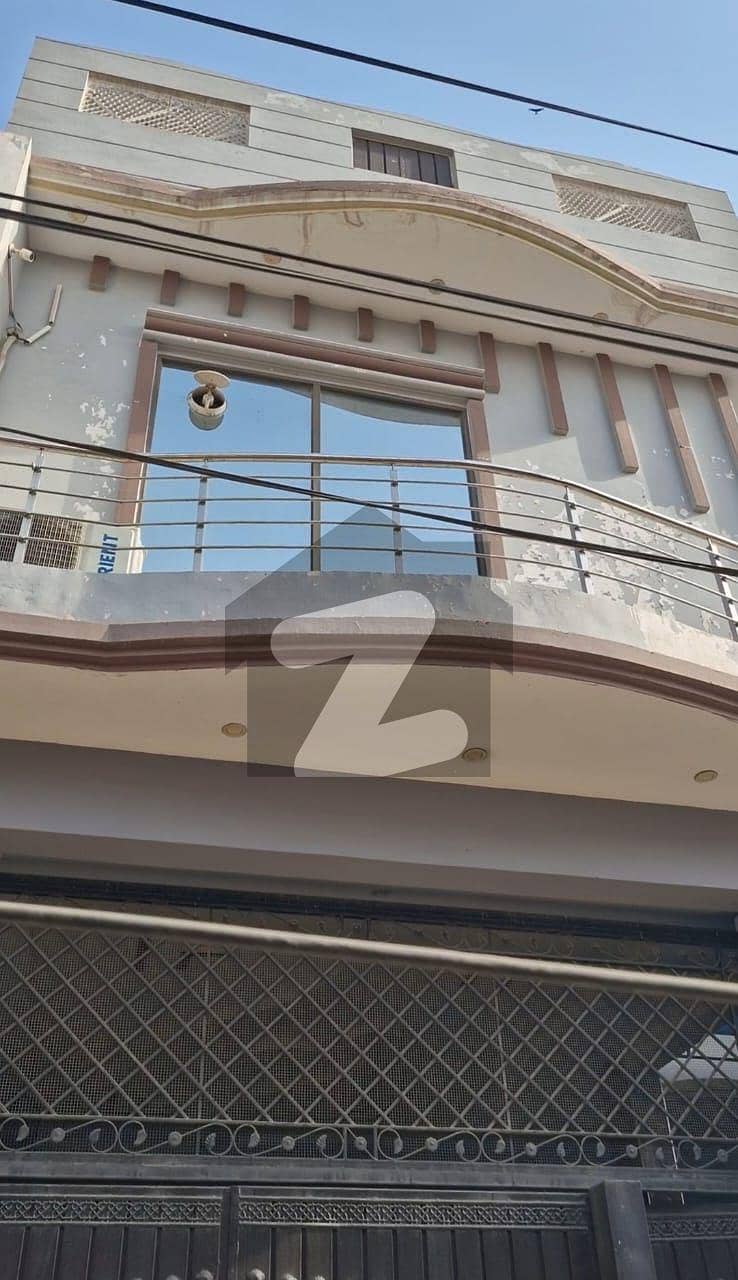 ممتاز آباد ملتان میں 5 کمروں کا 6 مرلہ مکان 1.25 کروڑ میں برائے فروخت۔