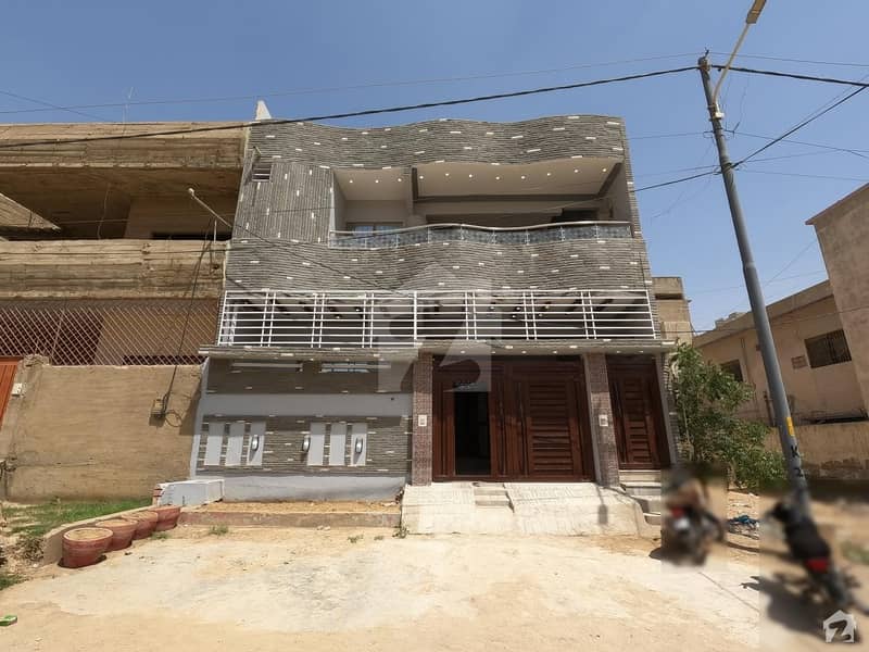 گلشنِ معمار - سیکٹر ایکس گلشنِ معمار گداپ ٹاؤن کراچی میں 5 کمروں کا 8 مرلہ مکان 2.6 کروڑ میں برائے فروخت۔