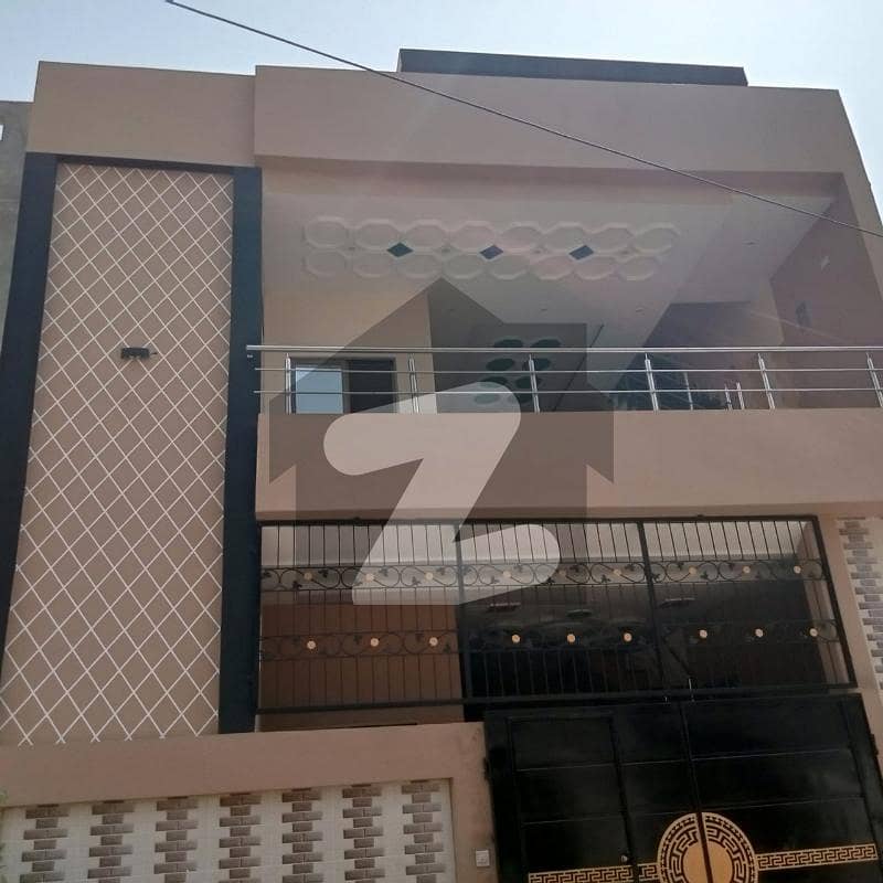 الاحمد گارڈن ہاوسنگ سکیم جی ٹی روڈ لاہور میں 5 کمروں کا 5 مرلہ مکان 1.2 کروڑ میں برائے فروخت۔