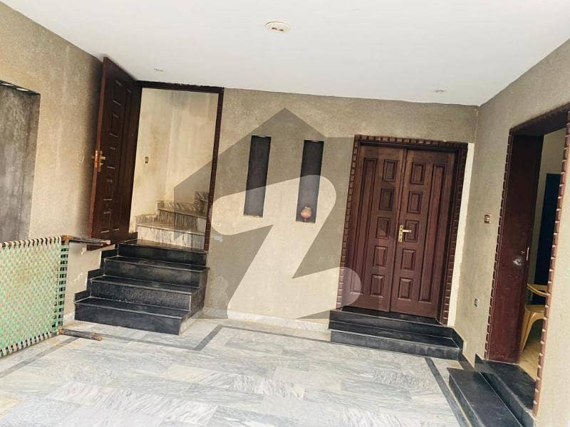 8 Marla Slightly Use House For Sale In Canal Gardan