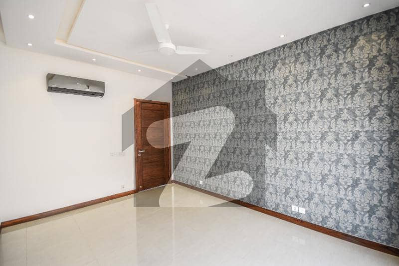ڈی ایچ اے فیز 7 ڈیفنس (ڈی ایچ اے) لاہور میں 3 کمروں کا 1 کنال بالائی پورشن 88 ہزار میں کرایہ پر دستیاب ہے۔