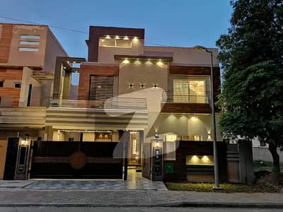 10 Marla Lavish House For Sale In Bahria Town