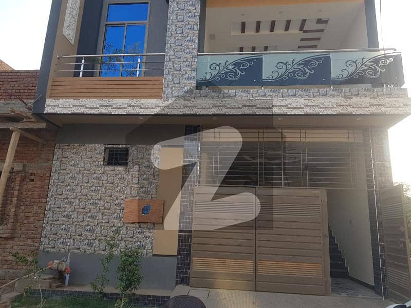فیصل ٹاؤن رحیم یار خان میں 5 کمروں کا 5 مرلہ مکان 93 لاکھ میں برائے فروخت۔