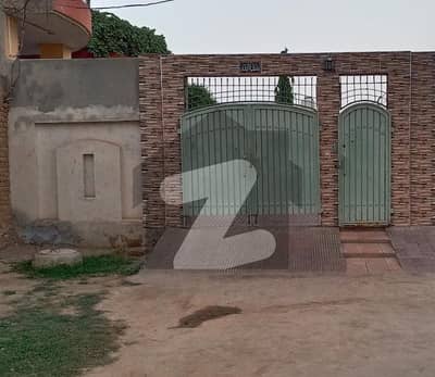 چک شاہانہ روڈ خانیوال میں 5 کمروں کا 14 مرلہ مکان 1.2 کروڑ میں برائے فروخت۔