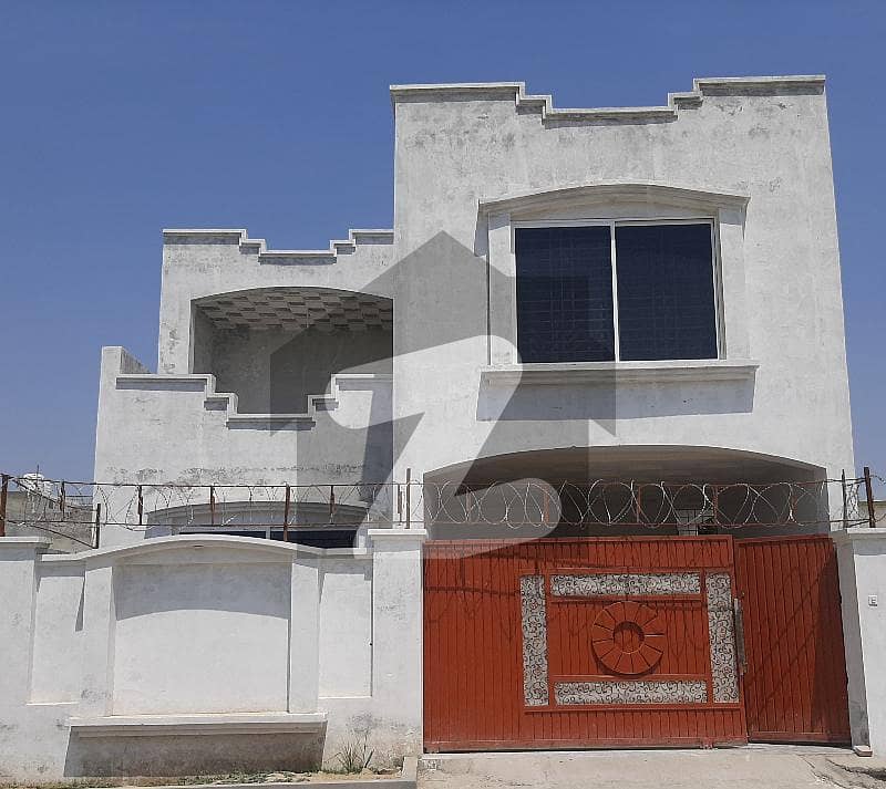 سادات کالونی جی ٹی روڈ واہ میں 4 کمروں کا 7 مرلہ مکان 1.1 کروڑ میں برائے فروخت۔