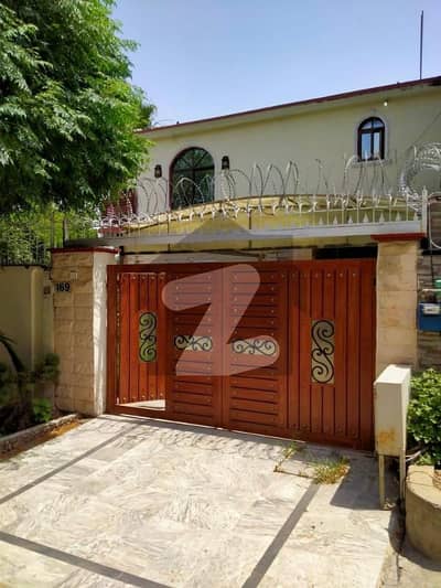 Gorgeous 2025 Square Feet House For Sale Available In G-8/1