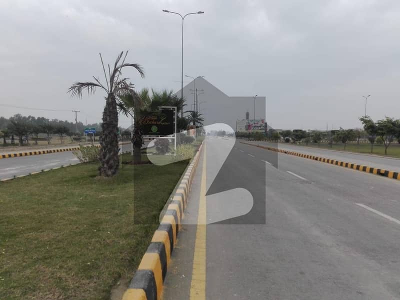 لاھور موٹروے سٹی لاہور میں 5 مرلہ رہائشی پلاٹ 37 لاکھ میں برائے فروخت۔