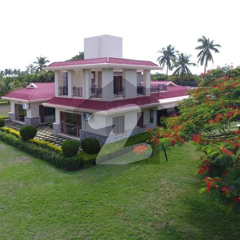 Prime Located 4 Kanal Farmhouse For Sale 2 Years Installment Plan On Bedian Road