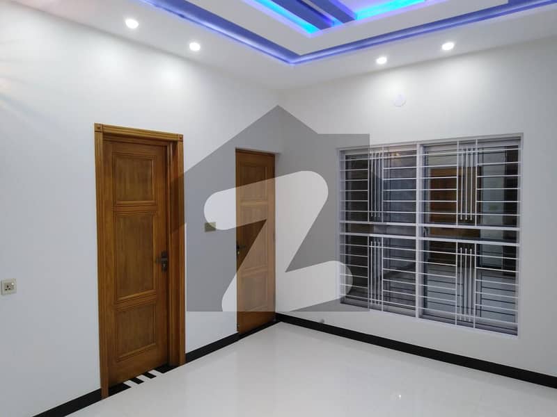 5 Marla Spacious Lower Portion Is Available In Bahria Nasheman For rent