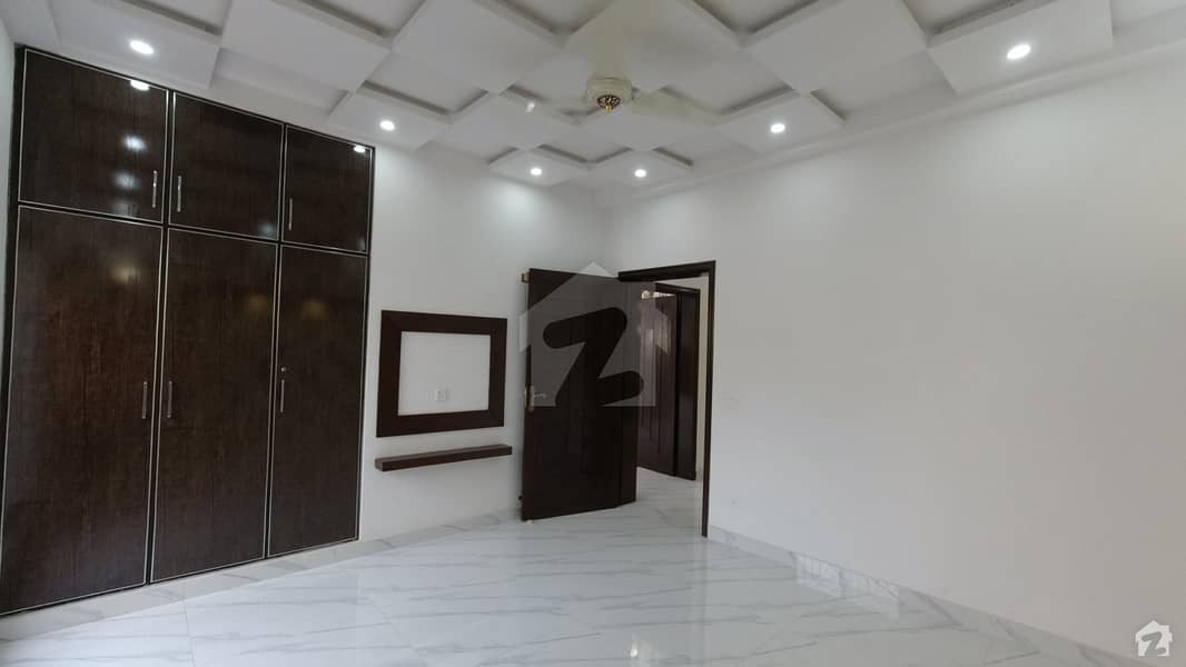 10 Marla Amazing Location House For Sale in A Block Central Park Housing Scheme Lahore