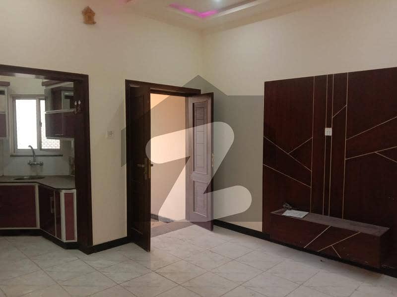ایڈن ویلی فیصل آباد میں 3 کمروں کا 2 مرلہ مکان 75 لاکھ میں برائے فروخت۔
