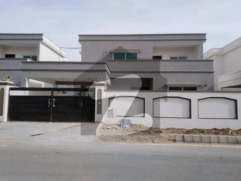 Highly-coveted 500 Square Yards House Is Available In Falcon Complex New Malir For sale
