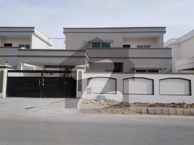 500 Square Yards House In Central Falcon Complex New Malir For Rent