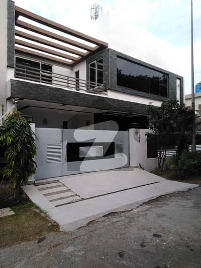 1 Kanal Bungalow For Sale In Dha Phase 4 Gg