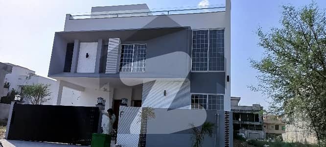 10 Marla Brand New House For Sale In D-12/1