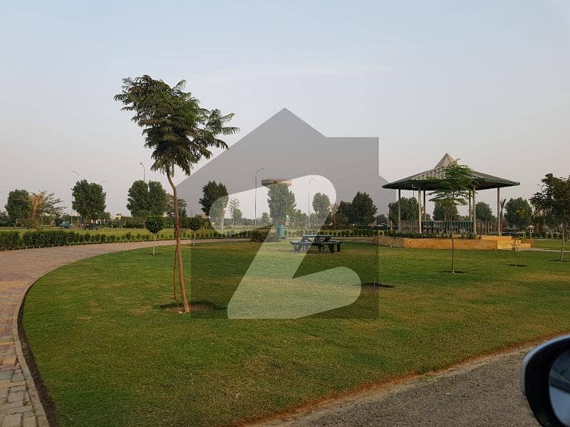 7 MARLA CORNER AND FACING PARK PLOT FOR SALE BLOCK C MOHLNWAL SCHEME LAHORE