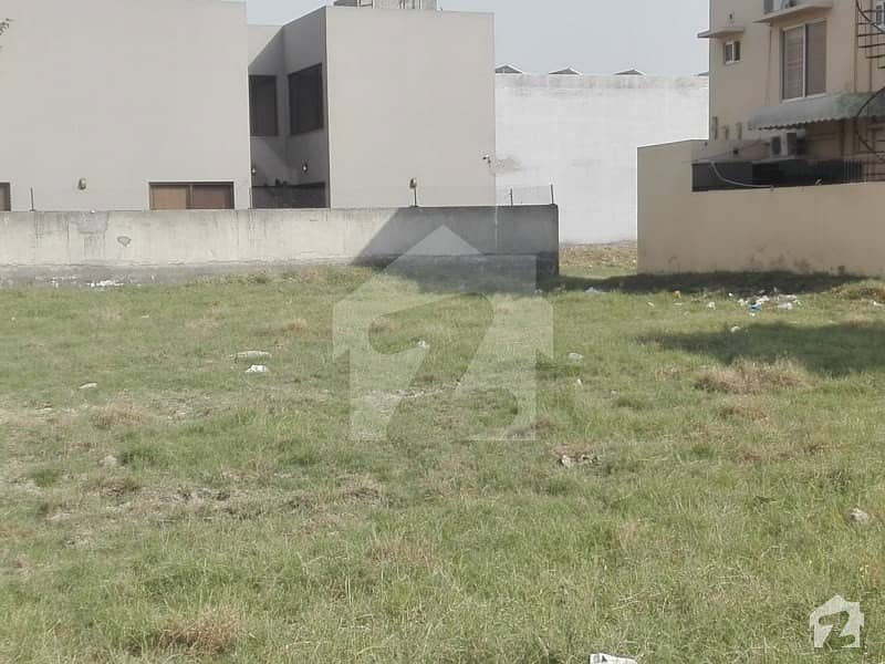 A Corner Commercial Plot Of 8 Marla In Bankers Town