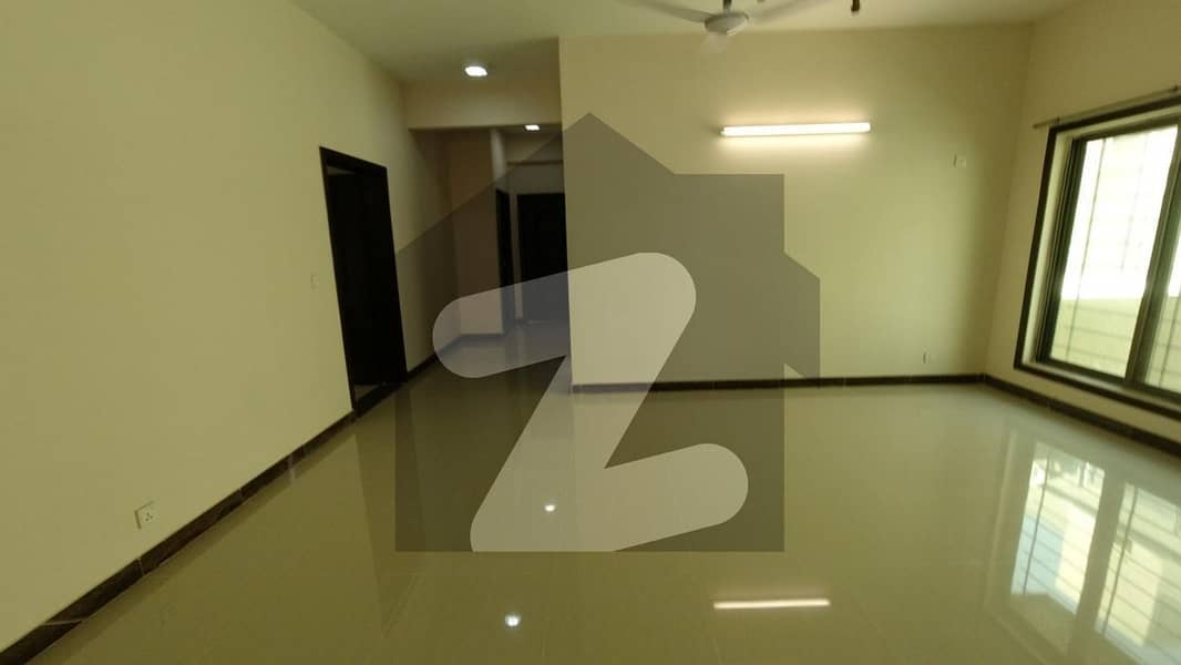 Spacious House Is Available In Askari 5 - Sector G For rent