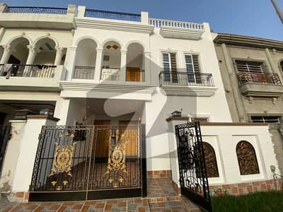 5 Marla Lavish House For Sale In Jade Extension Block Park View City Lahore