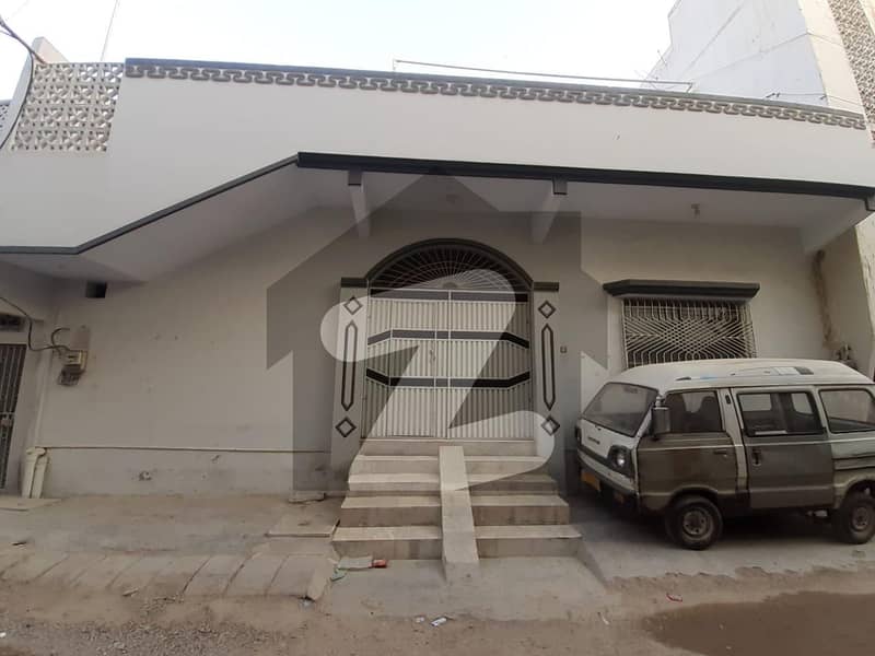 ائیرپورٹ کراچی میں 2 کمروں کا 5 مرلہ مکان 1.6 کروڑ میں برائے فروخت۔